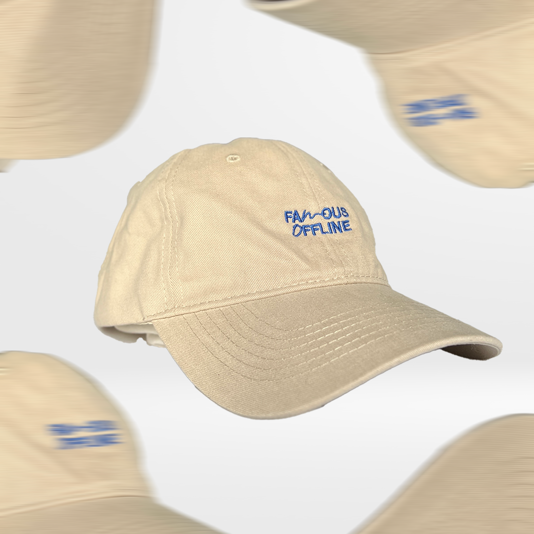 Gorra “Famous Offline” - Pantone 7506 C